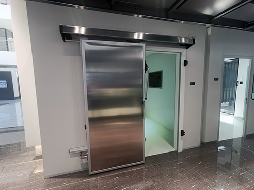 Stainless Cold Storage Door Details Stainless Cold Storage Door Details