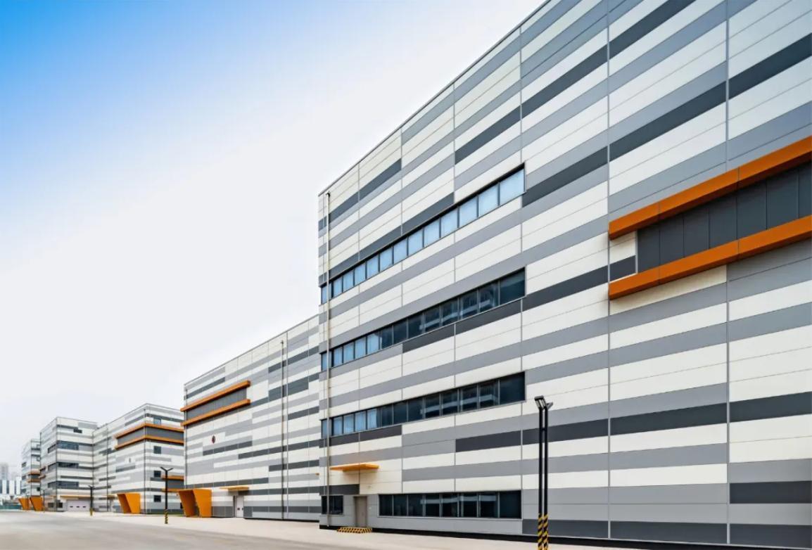 Metal Envelope System Help Factory Resist the Heat